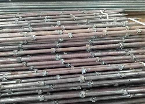 丰满隧道钢花管